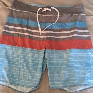 LIKE NEW!!! MEN'S OLD NAVY SWIM TRUNKS